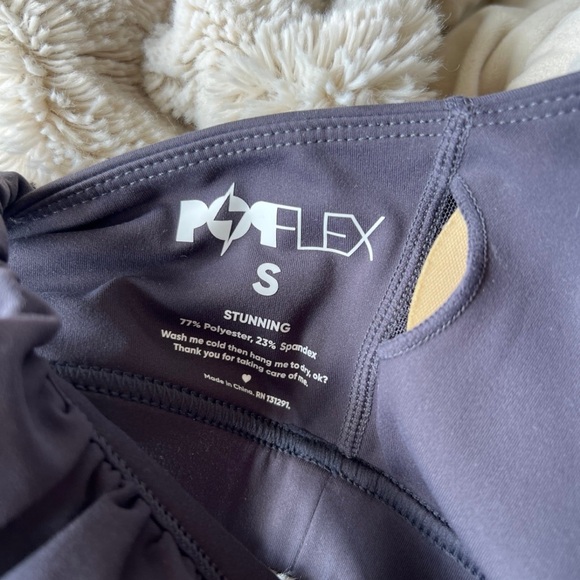 Popflex Set - Ruffle Bra & Crisscross Hour Glass Biker Short - Picture 6 of 6